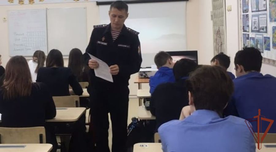 В преддверии 70-летия вневедомственной охраны Росгвардии на Урале проходят посвященные профессиональному празднику мероприятия