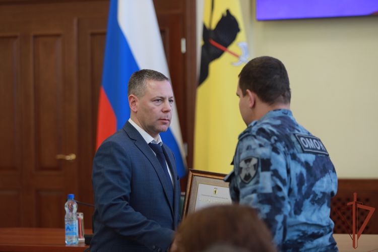 Росгвардейцы-участники спецоперации награждены в Ярославле