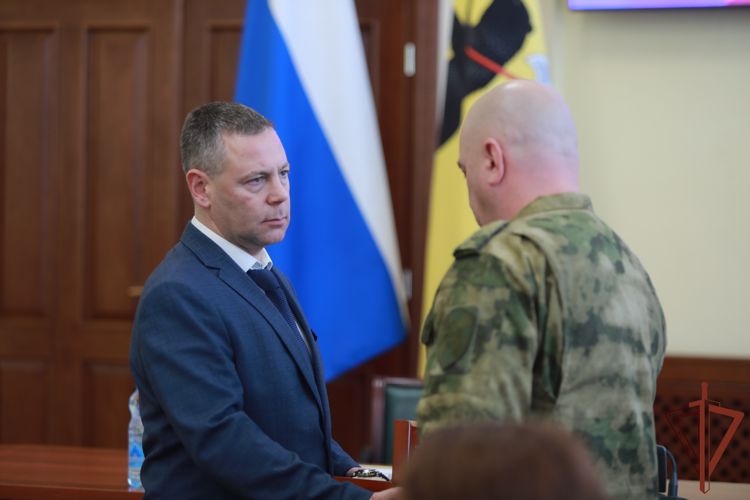 Росгвардейцы-участники спецоперации награждены в Ярославле