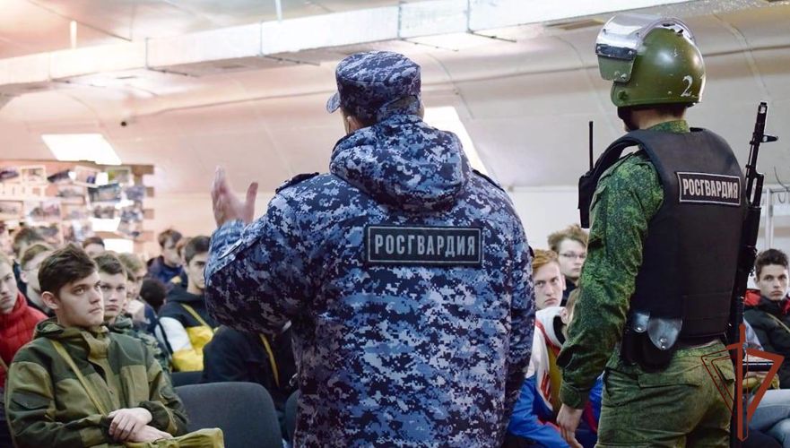 В преддверии 70-летия вневедомственной охраны Росгвардии на Урале проходят посвященные профессиональному празднику мероприятия
