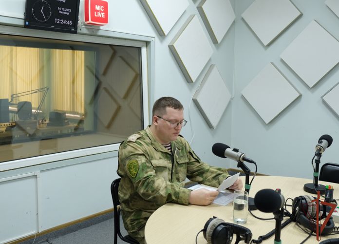 Росгвардейцы из Белгорода присоединились к патриотическому флешмобу «Читаем Сараева» (видео)