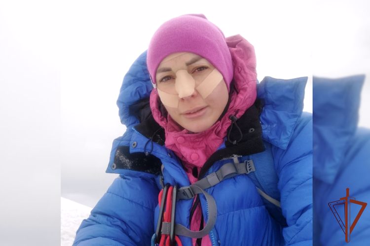 Офицер Росгвардии из Кургана совершила восхождение на Эльбрус (видео)