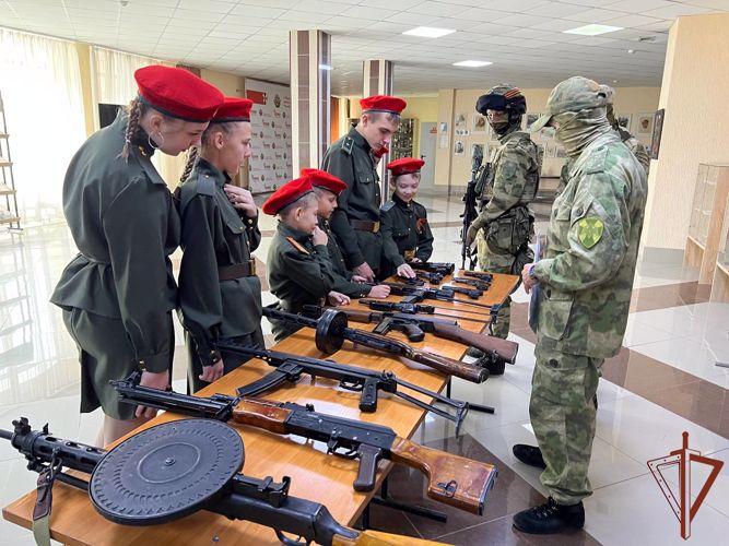 В Сибири с участием Росгвардии прошли мероприятия военно-патриотической направленности для молодежи 