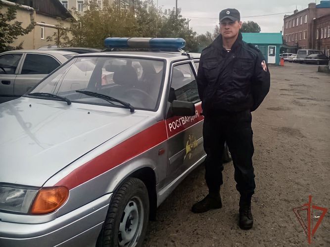 Росгвардеец помог жительнице Кузбасса разыскать потерявшегося внука