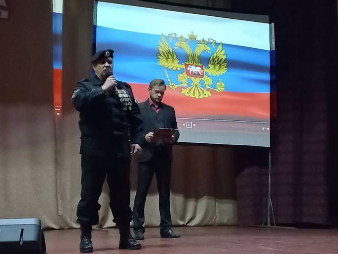 В Ленинградской области в воинской части Росгвардии прошел концерт-акция «У нас одно Отечество-Россия» 