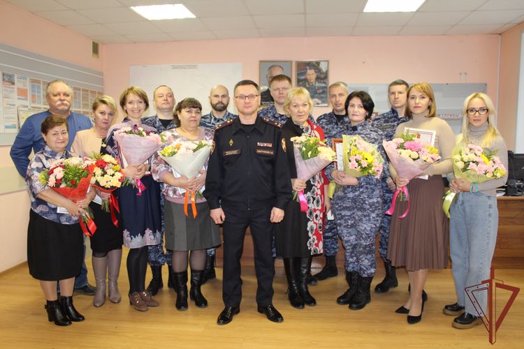 В Северо-Западном округе Росгвардии отметили 70-летие вневедомственной охраны