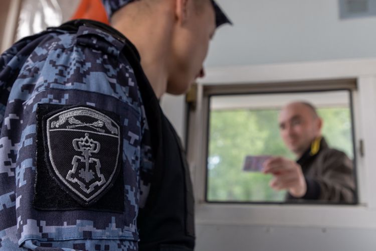 Генерал армии Виктор Золотов поздравил личный состав и ветеранов вневедомственной охраны Росгвардии с юбилеем образования службы 