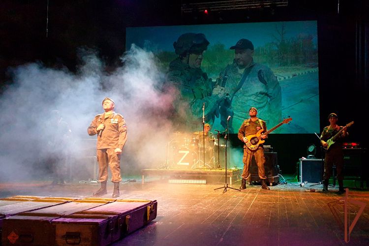 При поддержке Росгвардии в Краснодаре состоялся иммерсивный кино-театрализованный шоу-проект «Вежливые люди»