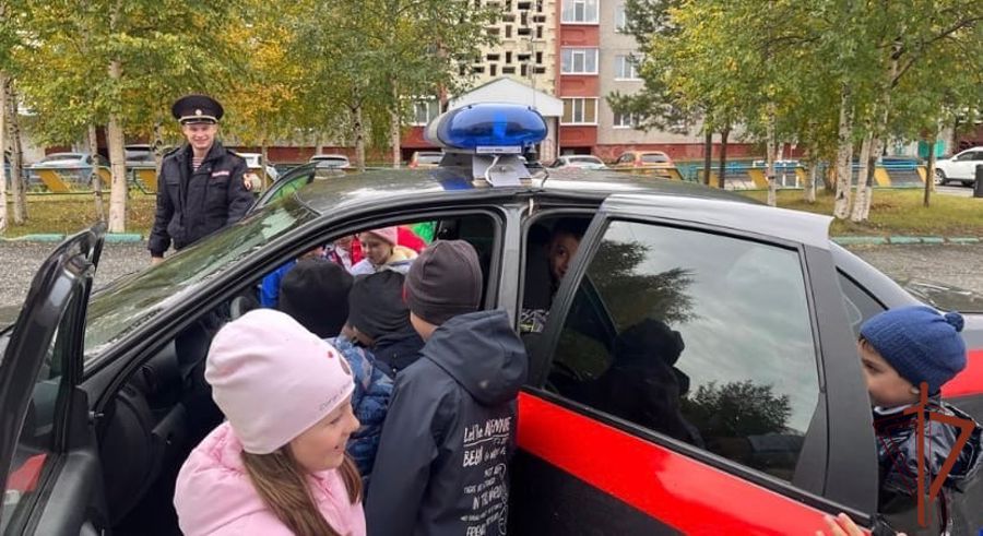 В преддверии 70-летия вневедомственной охраны Росгвардии на Урале проходят посвященные профессиональному празднику мероприятия