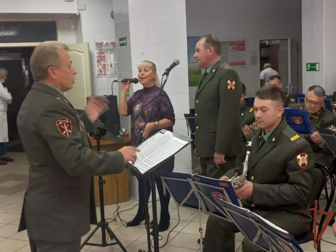 Росгвардейцы организовали концерт в доме-интернате для пожилых людей