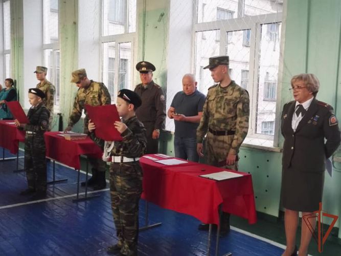 Росгвардейцы приняли участие в военно-патриотическом воспитании молодёжи в Сибири