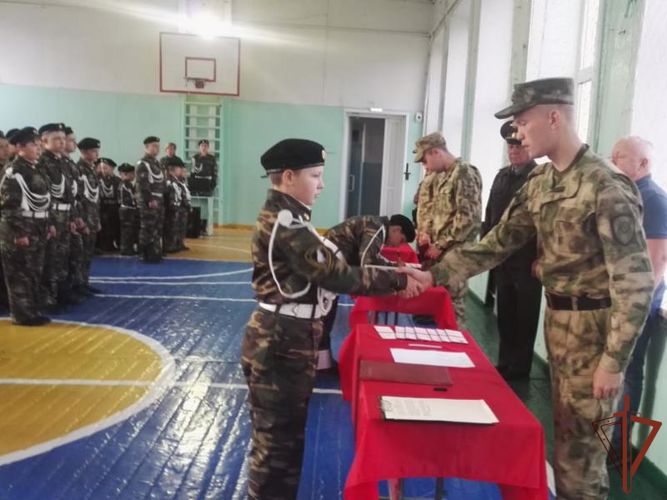 Росгвардейцы приняли участие в военно-патриотическом воспитании молодёжи в Сибири