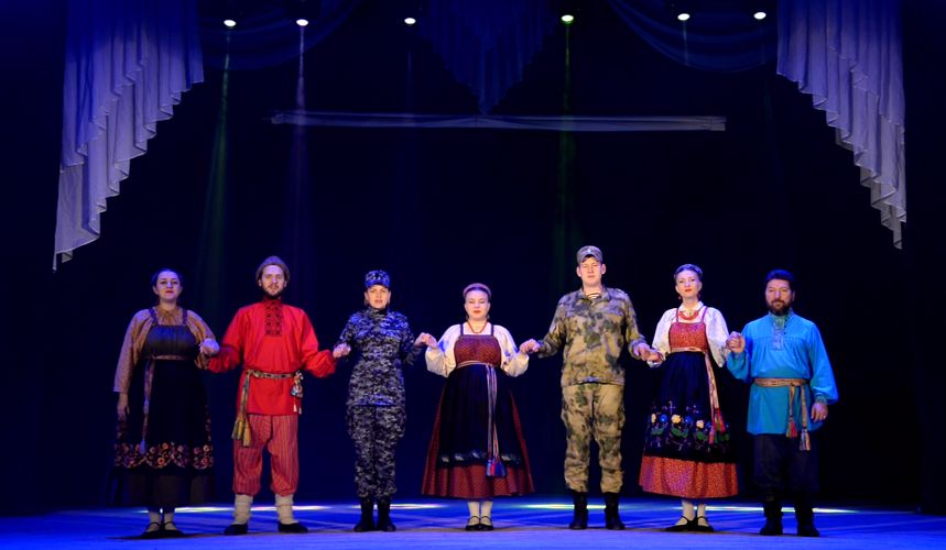 К музыкально-поэтическому марафону «Мы вместе. С любовью из дома» присоединились росгвардейцы в Кургане (видео)