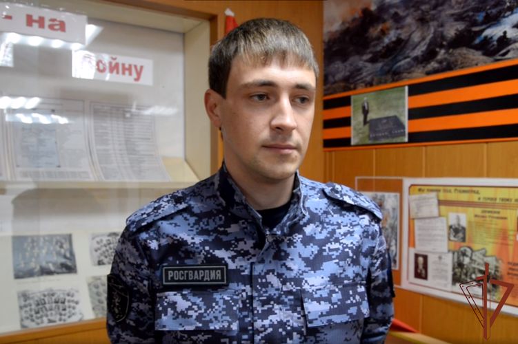 Всероссийский патриотический флешмоб Росгвардии «Читаем Сараева» поддержали в Курганской области (видео)