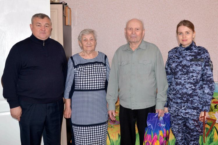 На Урале росгвардейцы приняли участие в мероприятиях, посвящённых Дню пожилого человека