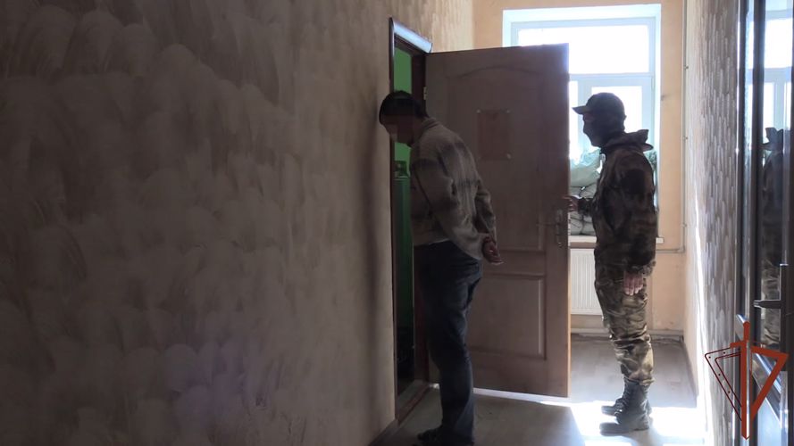 Росгвардейцы пресекли деятельность пособника ВСУ в Запорожской области (видео)