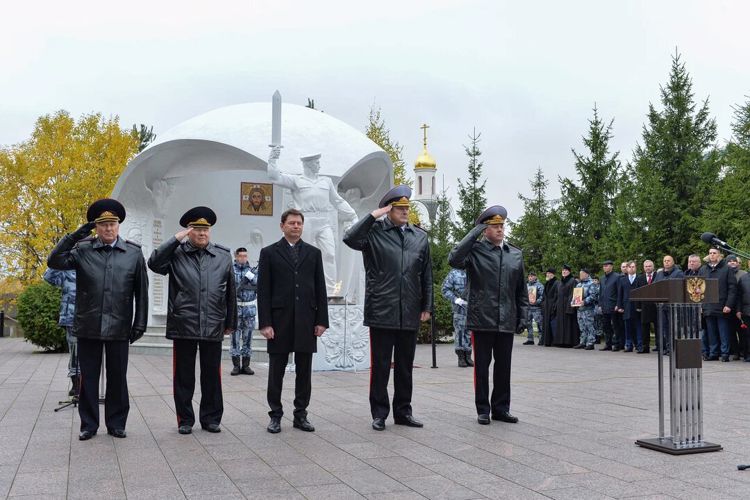 Начальник столичного главка Росгвардии поздравил сотрудников ОМОН «Авангард» с 35-летием отряда