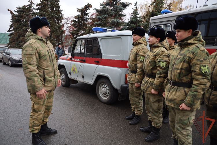Росгвардейцы приняли участие в обеспечении безопасности крестного хода в Казани