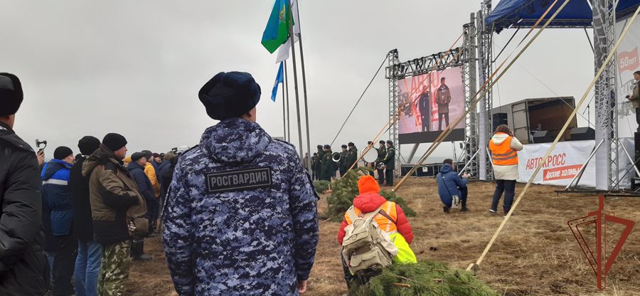 В Ульяновске сотрудники Росгвардии обеспечили безопасность на юбилейном чемпионате по автокроссу