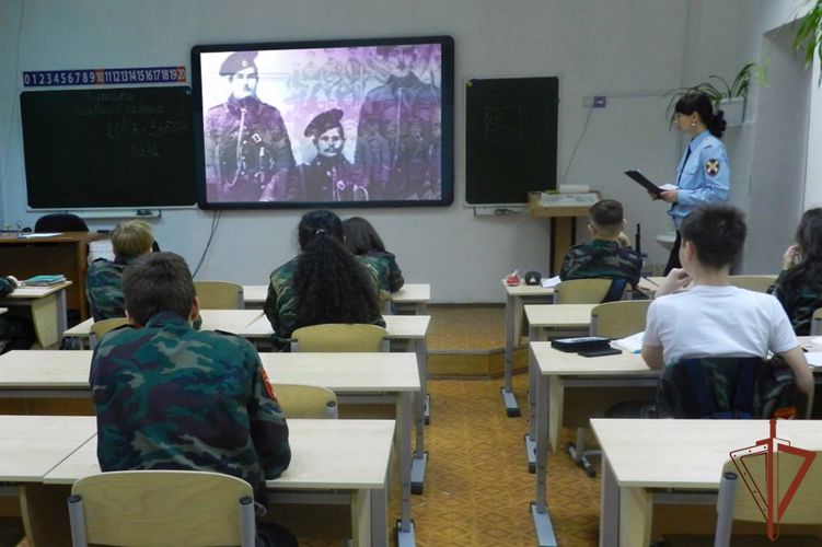 В Уральском округе состоялись памятные мероприятия в честь дня рождения графа Комаровского