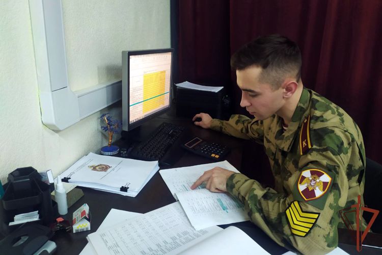 Курсанты Пермского военного института завершили стажировку в грозненском соединении Росгвардии