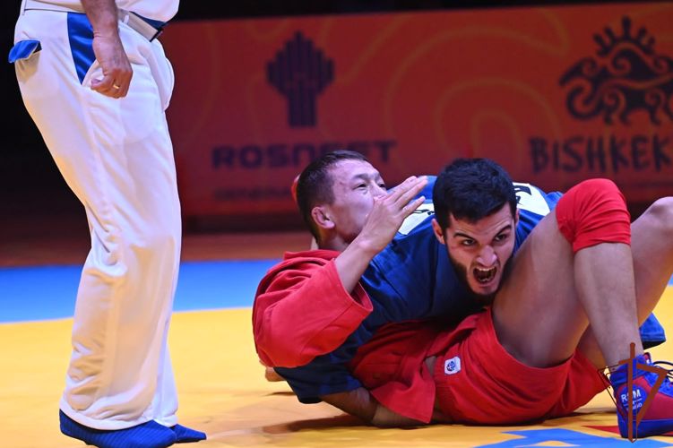 Офицеры Росгвардии – чемпионы мира по самбо  