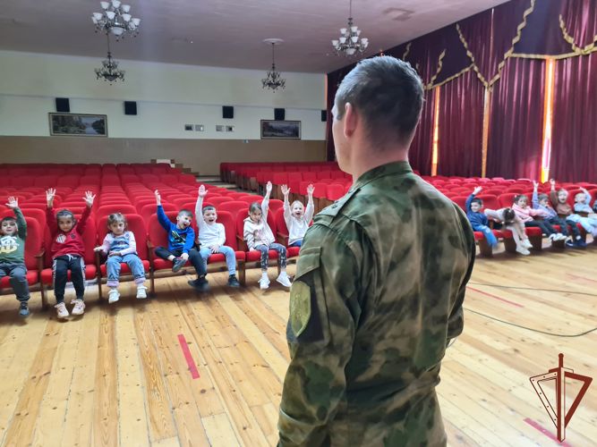 День народного единства отметили в Северо-Кавказском округе Росгвардии