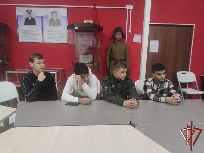 Росгвардия на Урале проводит патриотические мероприятия для воспитанников подшефных организаций 