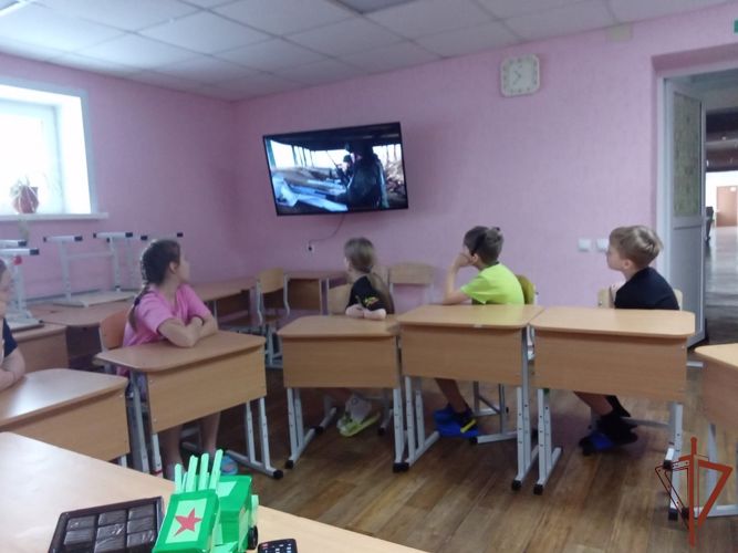 В Уральском округе Росгвардии отметили День ракетных войск и артиллерии
