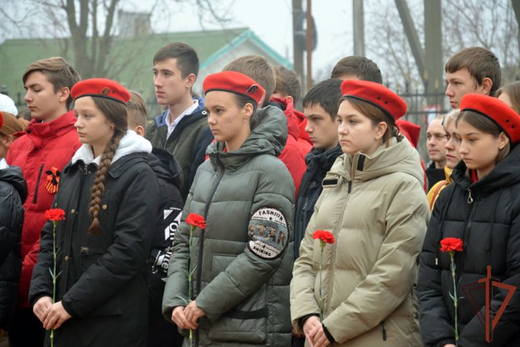 В Ростовской области открыта мемориальная доска памяти павшего военнослужащего Росгвардии