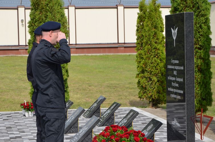На Северном Кавказе прошли мероприятия, посвященные Дню памяти погибших при выполнении служебных обязанностей