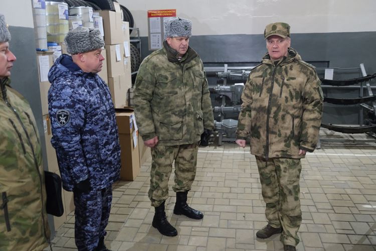 Заместитель директора Росгвардии генерал-полковник Алексей Беззубиков совершил рабочую поездку в Центральный округ войск национальной гвардии