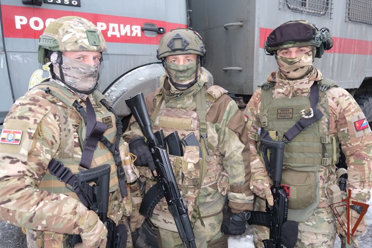 Росгвардейцы – участники спецоперации записали поздравительный видеоролик для своих мам