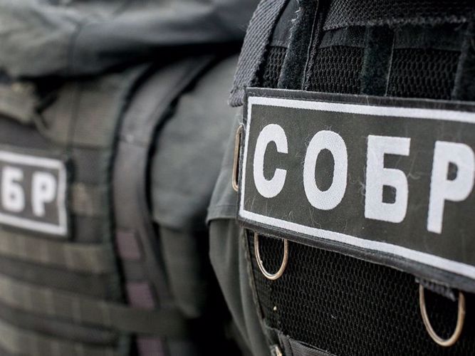 Росгвардеец пресек дебош на борту пассажирского самолета