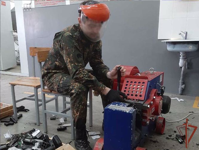 Профилактические мероприятия в сфере оборота оружия проводят сотрудники Росгвардии в Сибири 