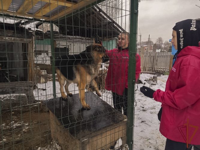 Воспитанники класса Росгвардии оказали помощь семье мобилизованного кемеровчанина