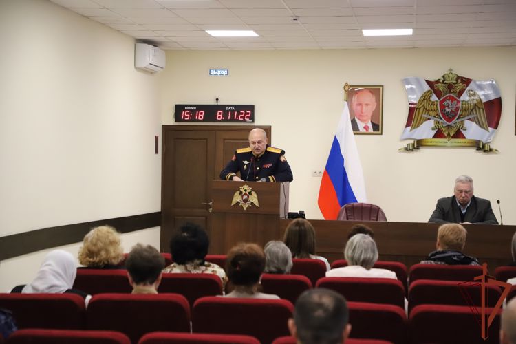 Память сотрудников и военнослужащих, погибших при исполнении служебного долга, почтили в Центральном округе Росгвардии  