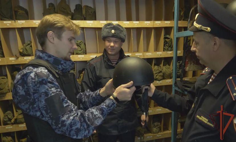 Журналист омского областного телевидения на один день стал росгвардейцем