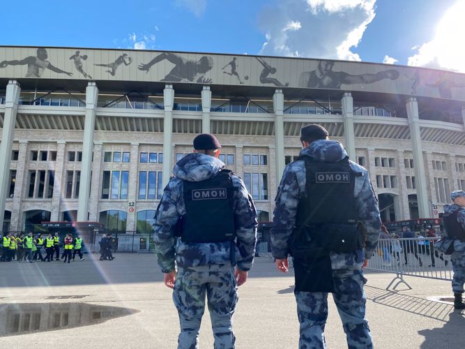 Росгвардейцы обеспечили правопорядок матчей РПЛ в Москве
