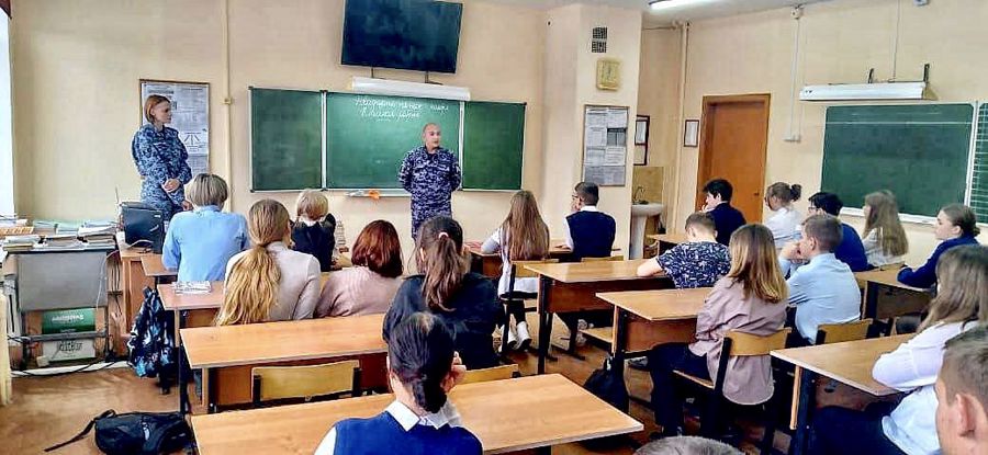В Калининградской области в подразделениях вневедомственной охраны Росгвардии прошли мероприятия, приуроченные ко Дню матери
