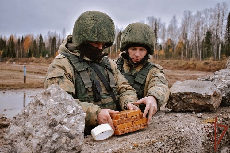 В Центре подготовки личного состава Северо-Западного округа Росгвардии состоялся выпуск специалистов (видео)