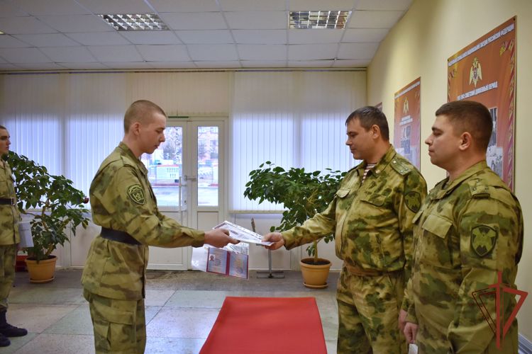 В Центре подготовки личного состава Северо-Западного округа Росгвардии состоялся выпуск специалистов (видео)