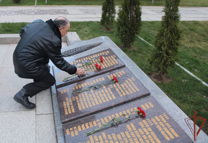 В Северо-Западном округе Росгвардии отметили День ракетных войск и артиллерии