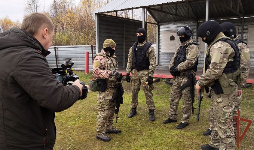 Росгвардия поздравила уральских журналистов со Всемирным днем телевидения