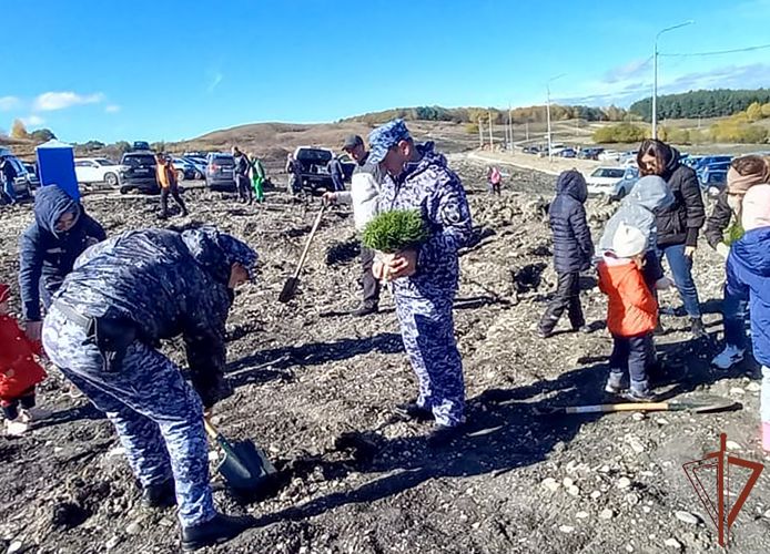 Во всероссийском экологическом проекте на Ставрополье приняли участие сотрудники Росгвардии
