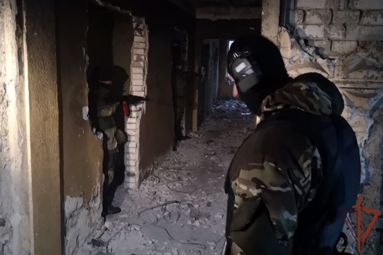 Занятия с мобилизованными гражданами проводит ОМОН Росгвардии  в Санкт-Петербурге (видео)