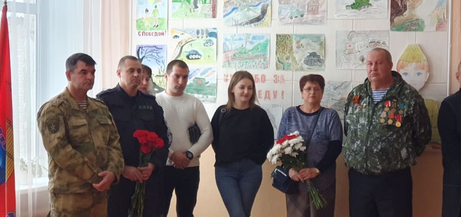 Мемориальную доску погибшему росгвардейцу открыли в Липецкой области