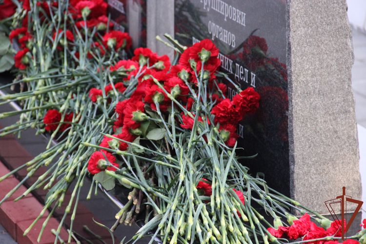 На Северном Кавказе прошли мероприятия, посвященные Дню памяти погибших при выполнении служебных обязанностей