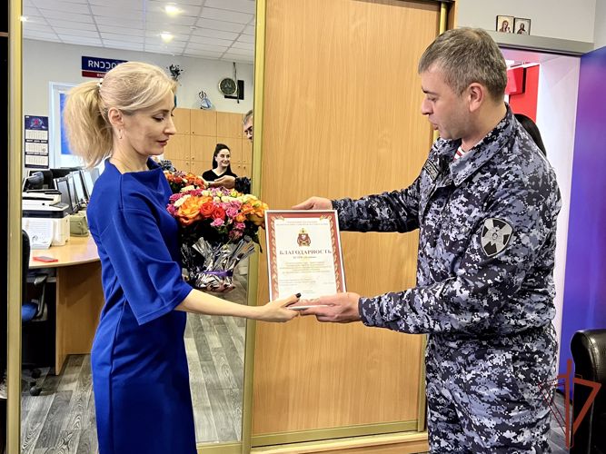 Росгвардейцы Северо-Кавказского округа поздравили тележурналистов с профессиональным праздником