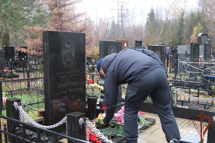 В Главном управлении Росгвардии по городу Москве почтили память погибших при исполнении служебного долга коллег